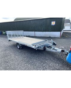 33630 with optional extras , hydraulic tilt with tailgate ramp and adjustable wheel chocks